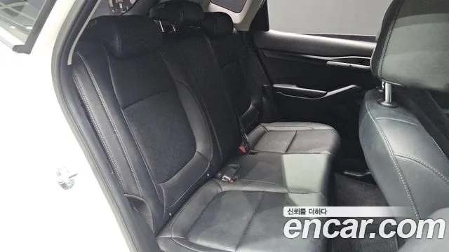 Kia Seltos — Фото автомобиля 22