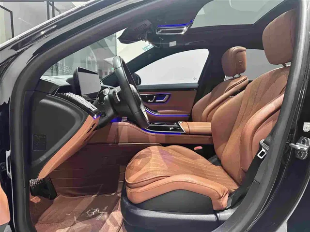 Mercedes-Benz S-Class — Фото автомобиля 4