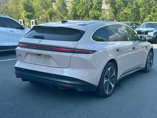 NIO NIO ET5T 2023 Model 75kWh Touring — Фото автомобиля 9