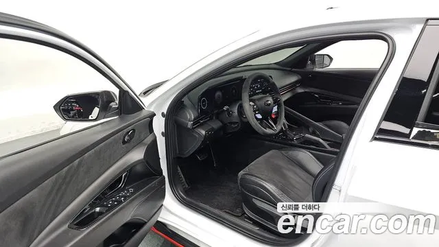 Hyundai AVANTE — Фото автомобиля 11