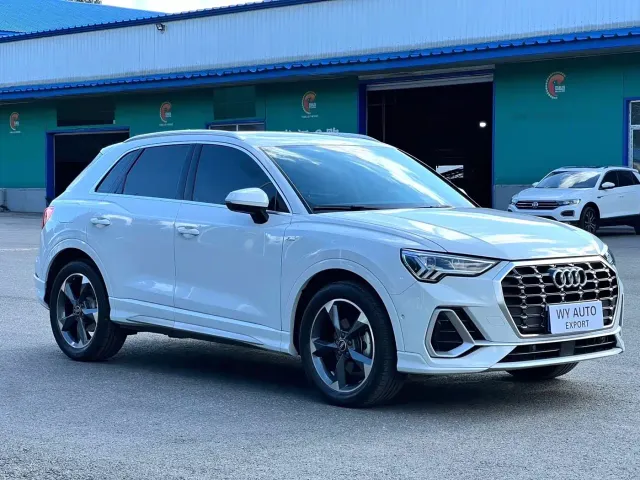 Audi Q3 — Фото автомобиля 3