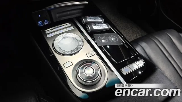 Genesis G80 Бензин 2.5 турбо 2WD — Фото автомобиля 9