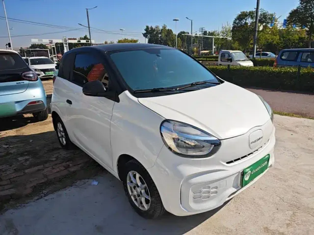 Roewe Clever — Фото автомобиля 3