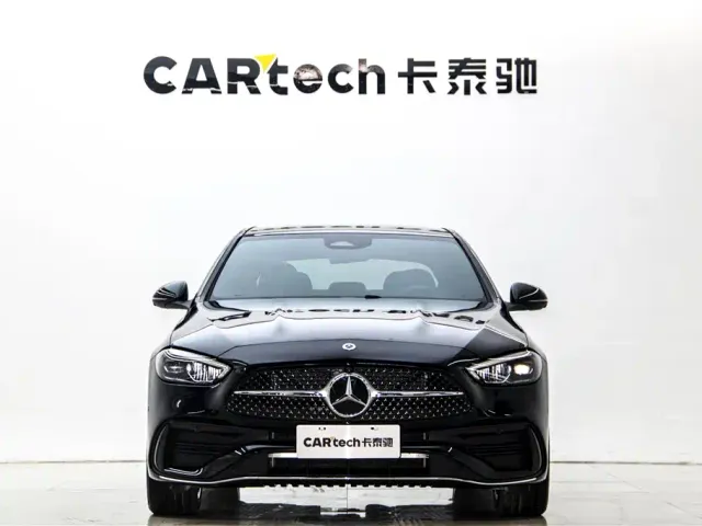 Mercedes-Benz C-Class — Фото автомобиля 3