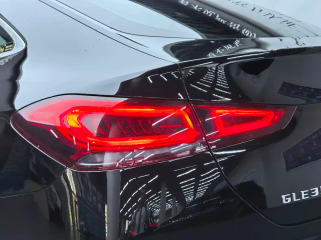 Mercedes-Benz GLE Coupe — Фото автомобиля 13