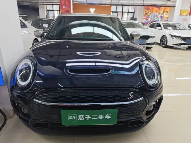 MINI Clubman — Фото автомобиля 2