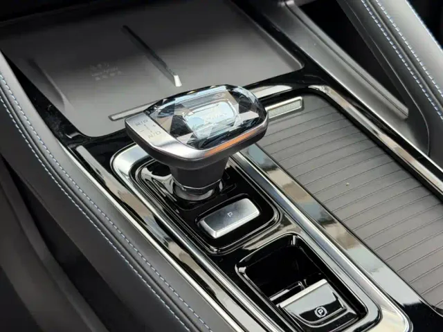 Geely Xingrui — Фото автомобиля 6