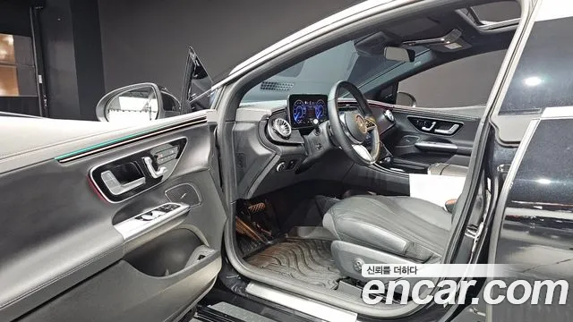 Mercedes-Benz EQE V295 — Фото автомобиля 15