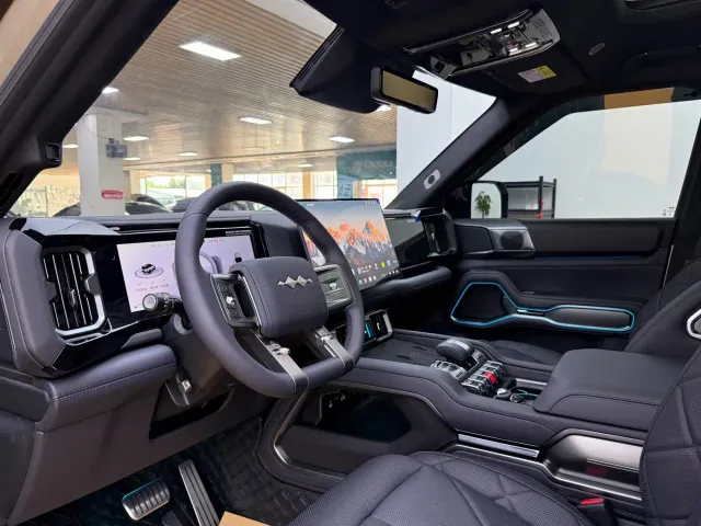 BYD FangChengBao Leopard 8 — Фото автомобиля 4
