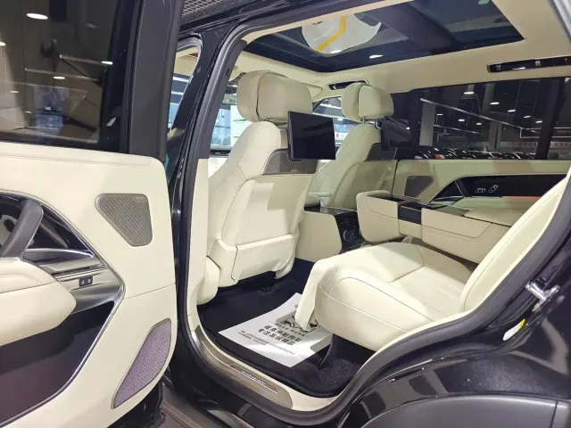 Land Rover Range Rover — Фото автомобиля 9