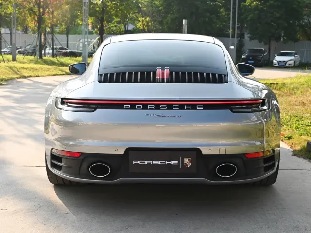 Porsche 911 — Фото автомобиля 5