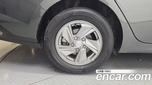 Hyundai AVANTE Новый Avante (CN7) — Фото автомобиля 5