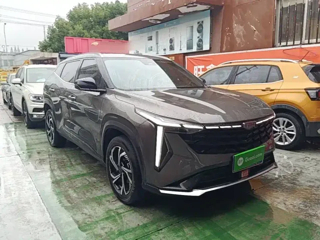Geely Boyue — Фото автомобиля 3