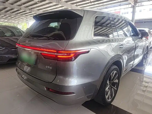 Li Auto ONE — Фото автомобиля 6
