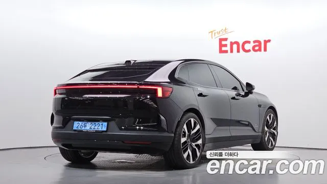 Polestar 4 — Фото автомобиля 2