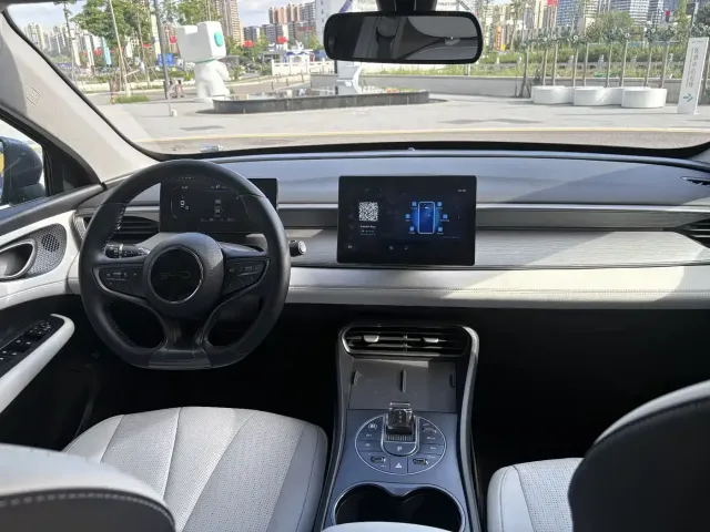 BYD Seal 05 DM-i — Фото автомобиля 6