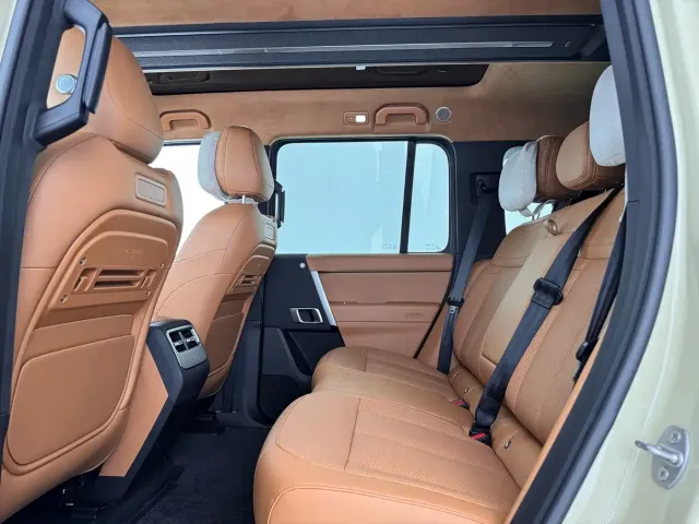 iCAR V27 — Фото автомобиля 10