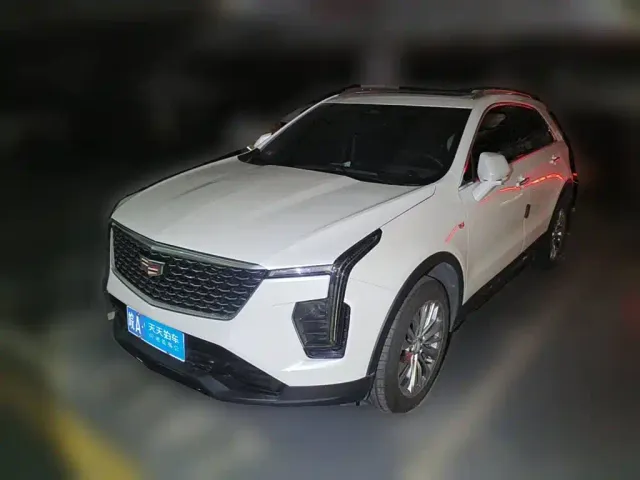 Фотография автомобиля — Cadillac XT4