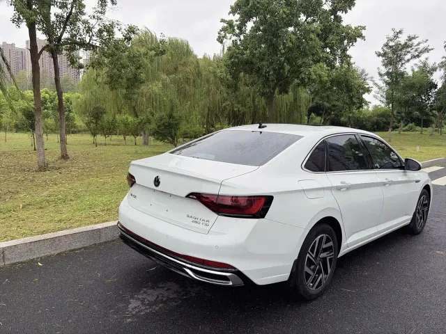 Volkswagen Sagitar — Фото автомобиля 8