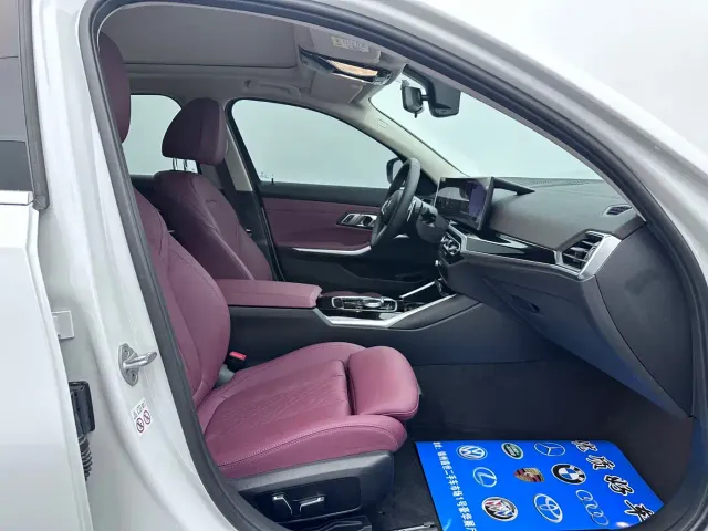 BMW 3 Series — Фото автомобиля 12