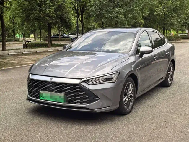 Фотография автомобиля — BYD Qin PLUS
