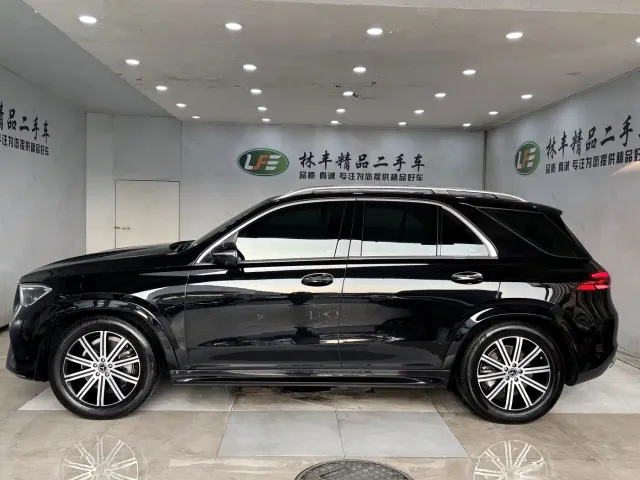 Mercedes-Benz GLE-Class — Фото автомобиля 4