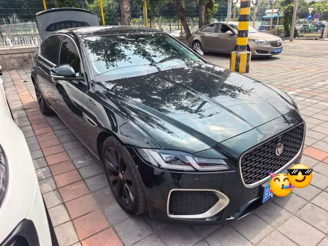 Jaguar XFL — Фото автомобиля 5