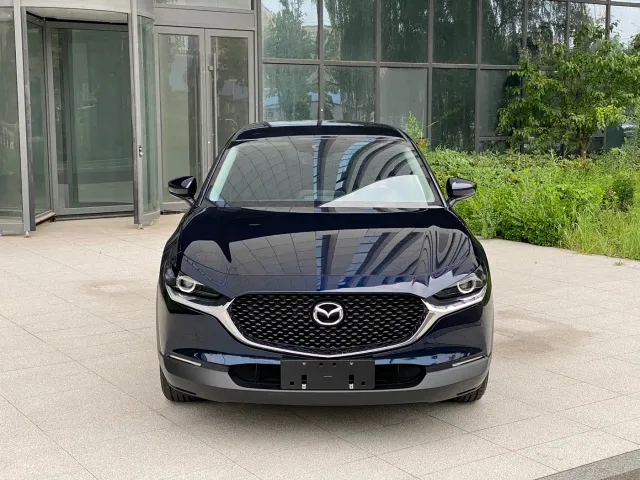 Mazda CX-30 — Фото автомобиля 2
