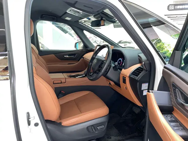 Toyota Vellfire — Фото автомобиля 9