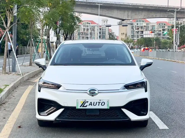 GAC Aion S — Фото автомобиля 2