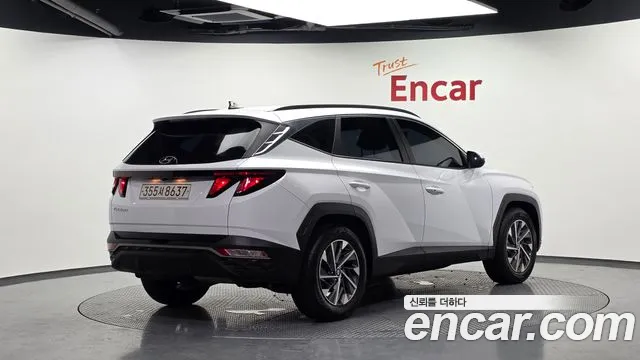 Hyundai Tucson Tucson (NX4) Дизель 2.0 2WD — Фото автомобиля 2