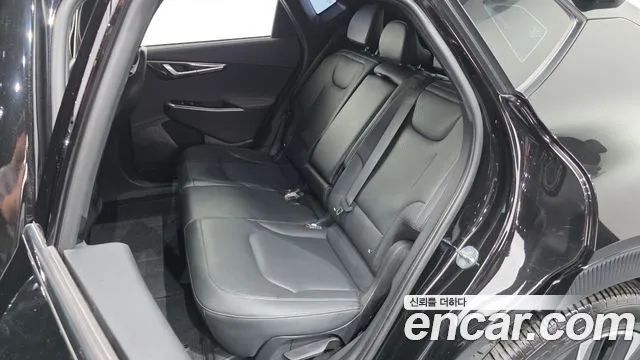Kia EV6 — Фото автомобиля 11