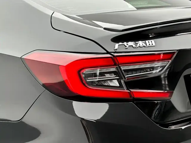 Honda Accord — Фото автомобиля 29