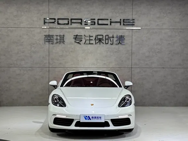 Porsche 718 — Фото автомобиля 2