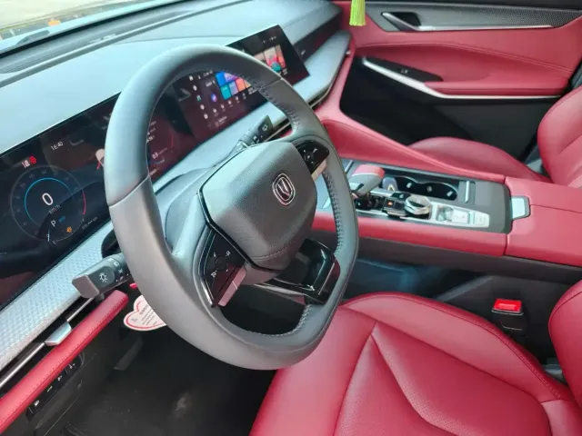 Changan CS75 Plus — Фото автомобиля 9