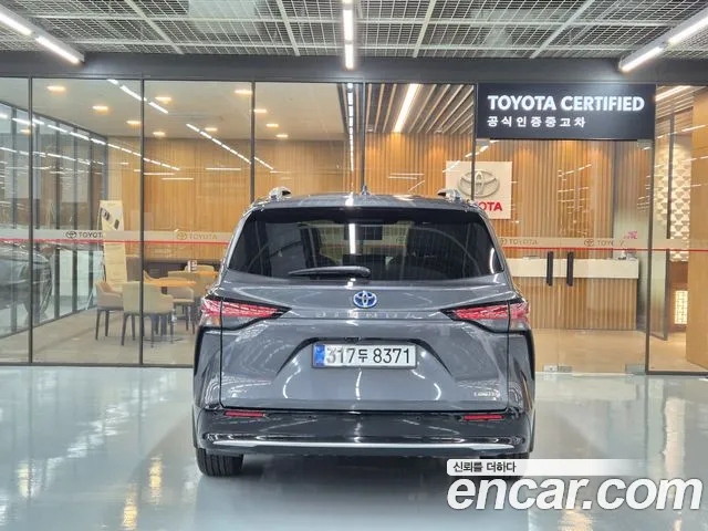 Toyota Sienna 4th Gen — Фото автомобиля 4
