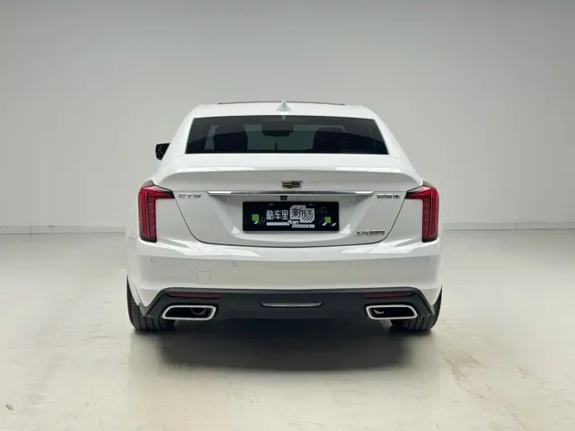 Cadillac CT5 — Фото автомобиля 5