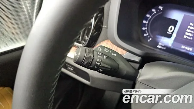 Вольво S60 S60 третьего поколения B5 Ultimate Bright — Фото автомобиля 27