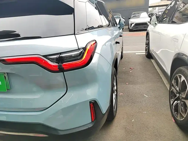 Nio ES6 — Фото автомобиля 7