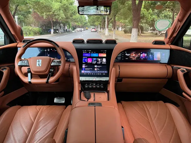 BYD U8 — Фото автомобиля 8