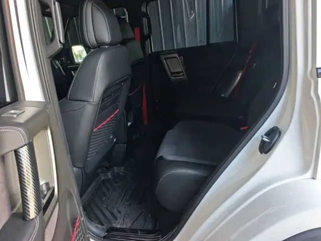 iCAR V23 — Фото автомобиля 16