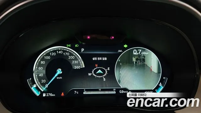 Genesis GV70 2.5T Бензин 2WD — Фото автомобиля 8