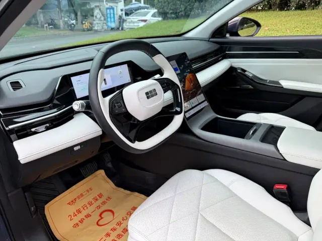 Geely Galaxy L6 — Фото автомобиля 7