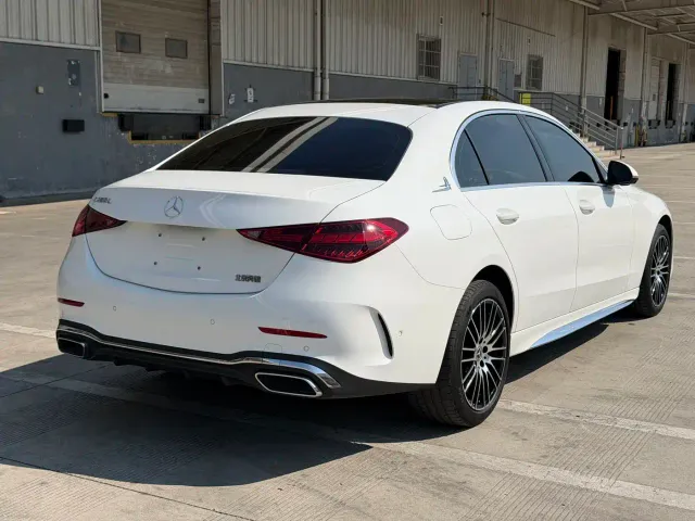 Mercedes-Benz C-Class — Фото автомобиля 12