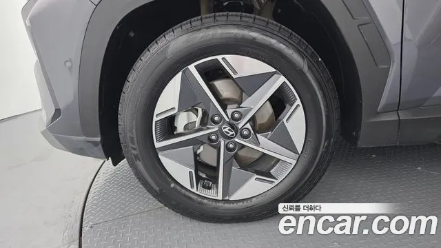 Hyundai Tucson Новый Tucson (NX4) Бензин 1.6 турбо 2WD — Фото автомобиля 5