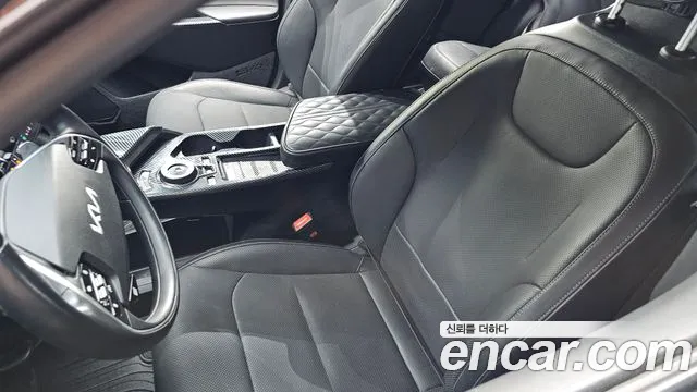 Kia EV6 — Фото автомобиля 28