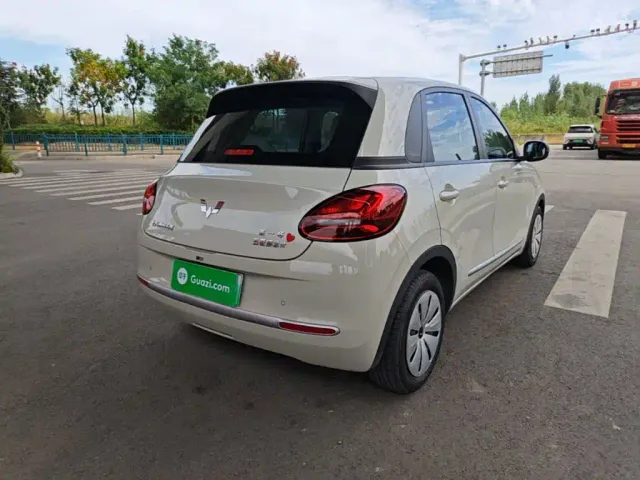 Wuling Bingo — Фото автомобиля 6