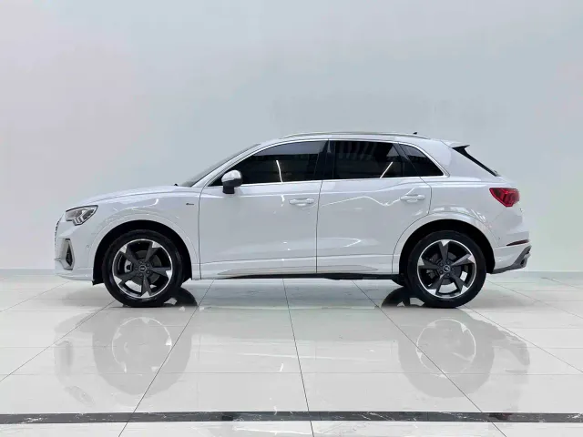 Audi Q3 — Фото автомобиля 6