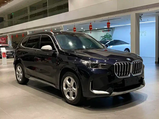 BMW X1 — Фото автомобиля 3