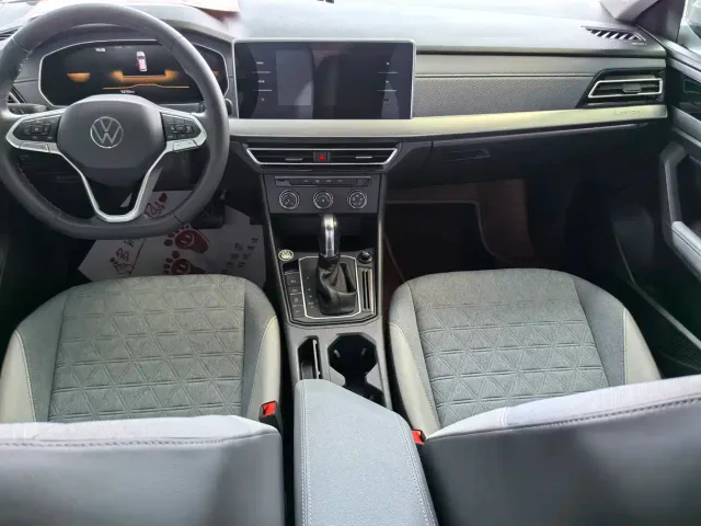 Volkswagen Lavida — Фото автомобиля 8